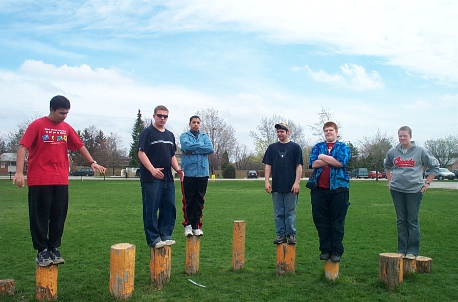 6onthepoles.jpg
